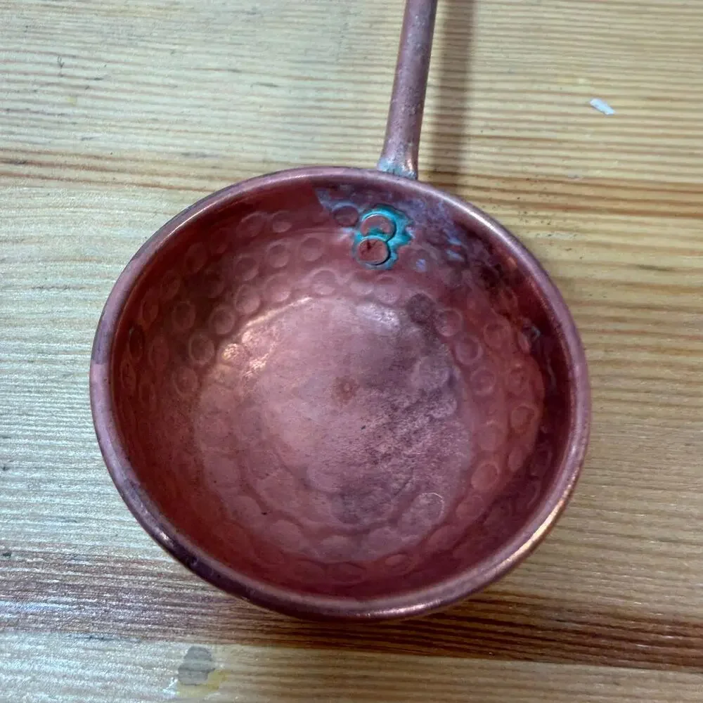 Vintage Hammered Copper Sauce Ladle Dipper Wood Handle Rustic Kitchen Decor